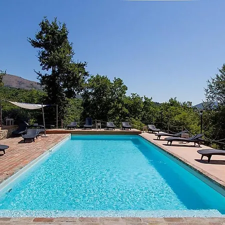 Sleeps 3 With Pool