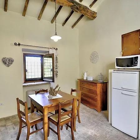 Apartamento Sleeps 3 With Pool Galera