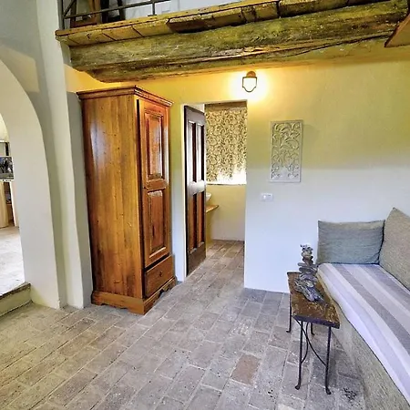 דירה Sleeps 3 With Pool *